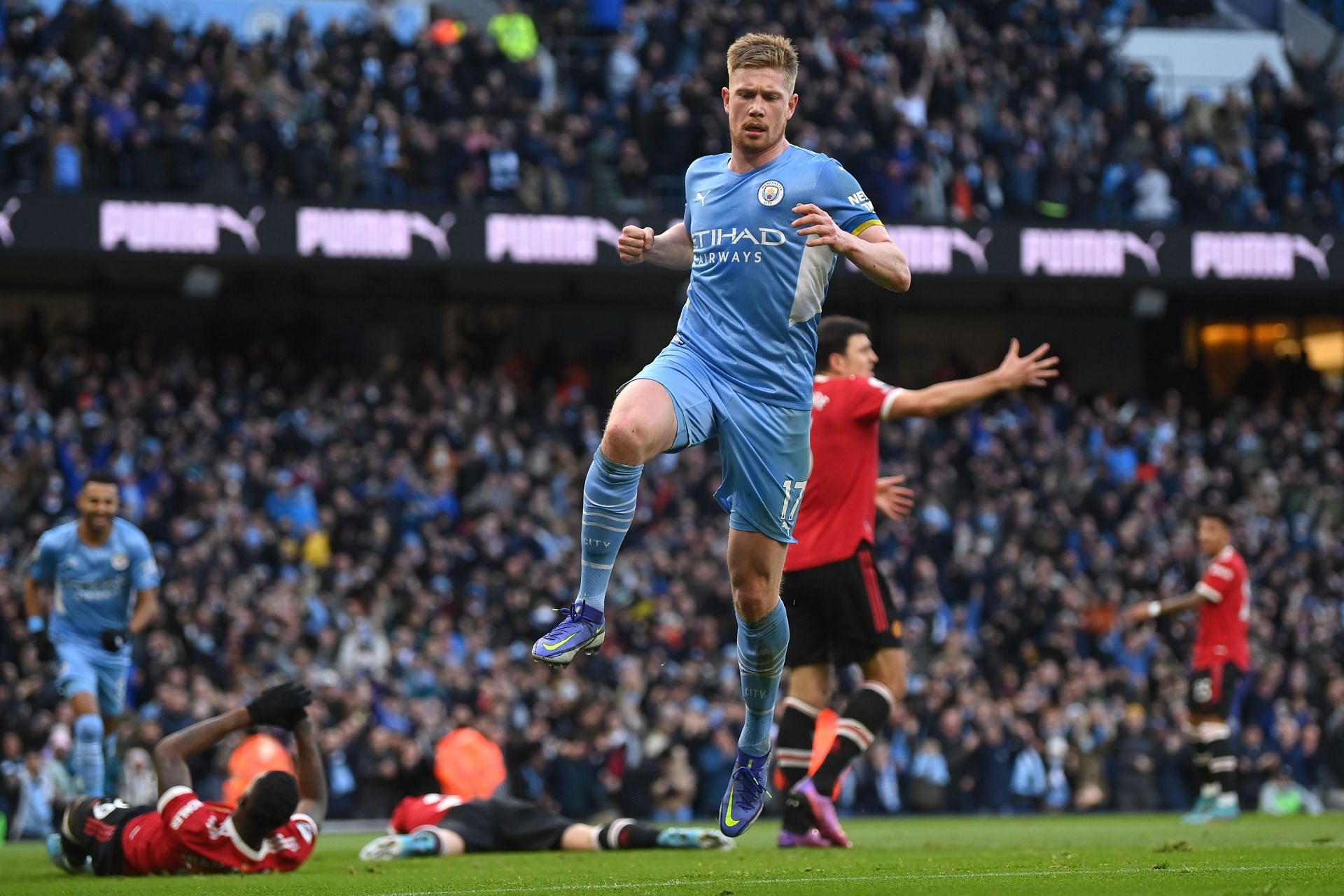 Kevin De Bruyne celebrates after scoring a goal